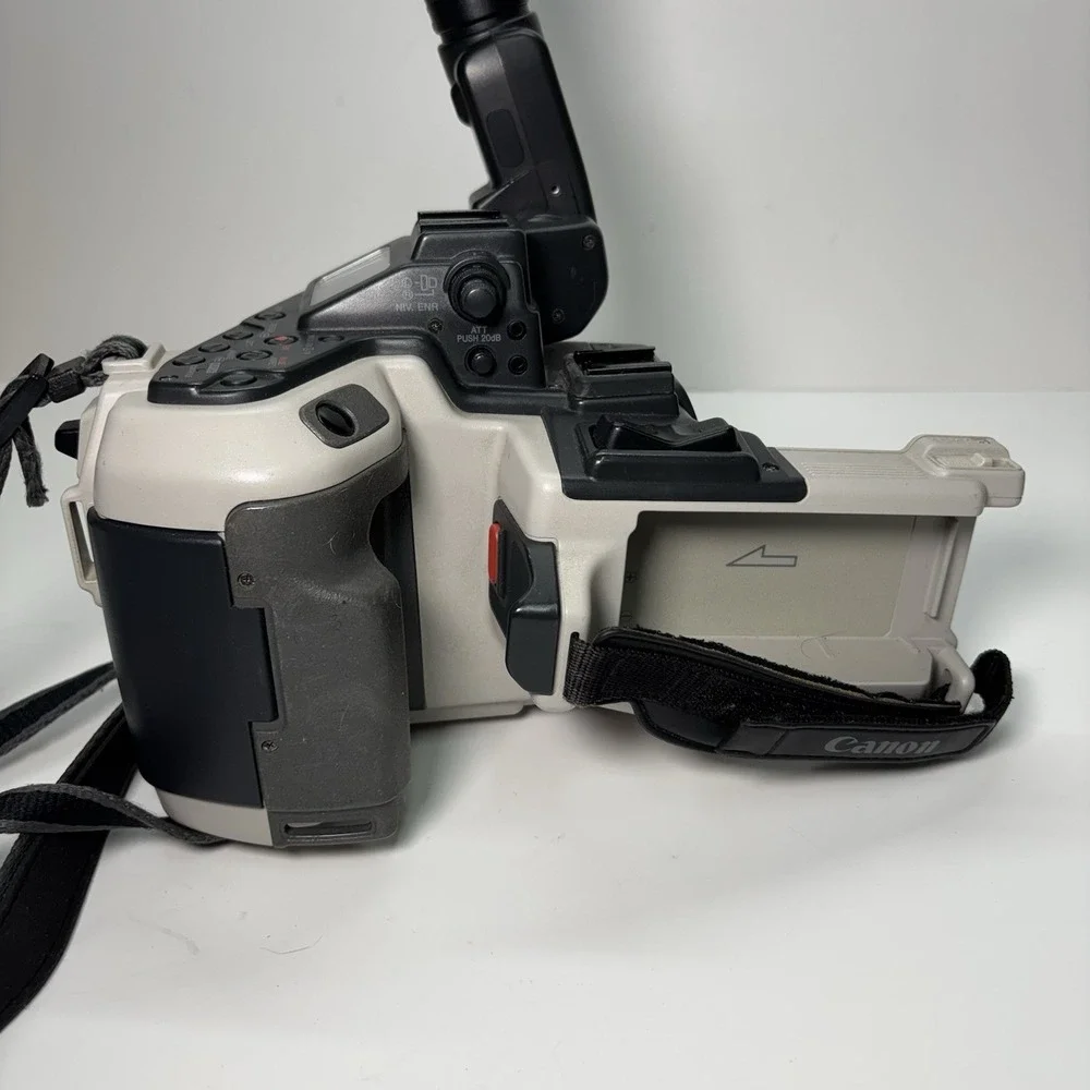 Canon Canovision EX1 Hi Hi 8 Camcorder Camera & Recorder With Accessories Bundle - Picture 12 of 16